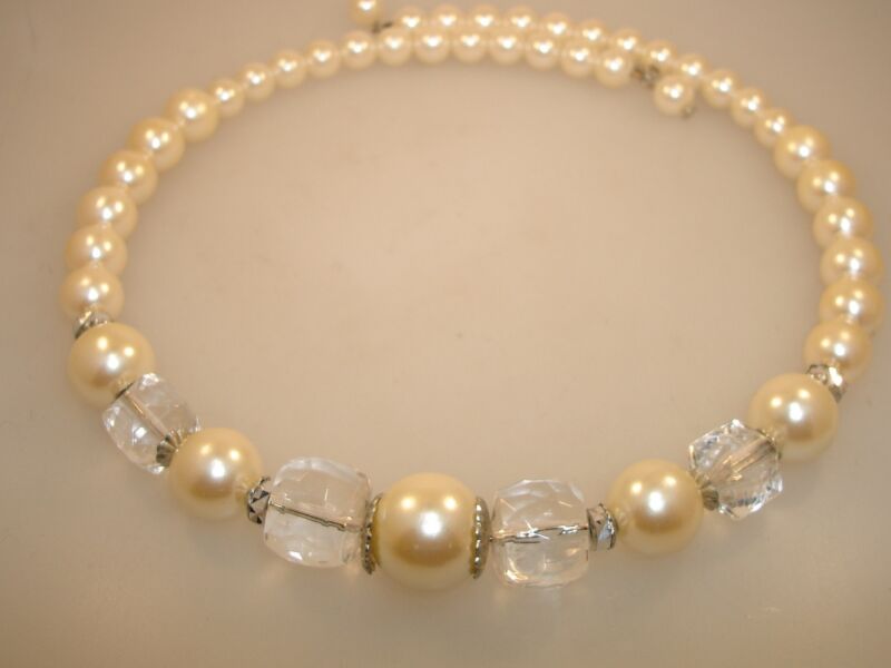 Vintage faux pearl and crystal choker necklace