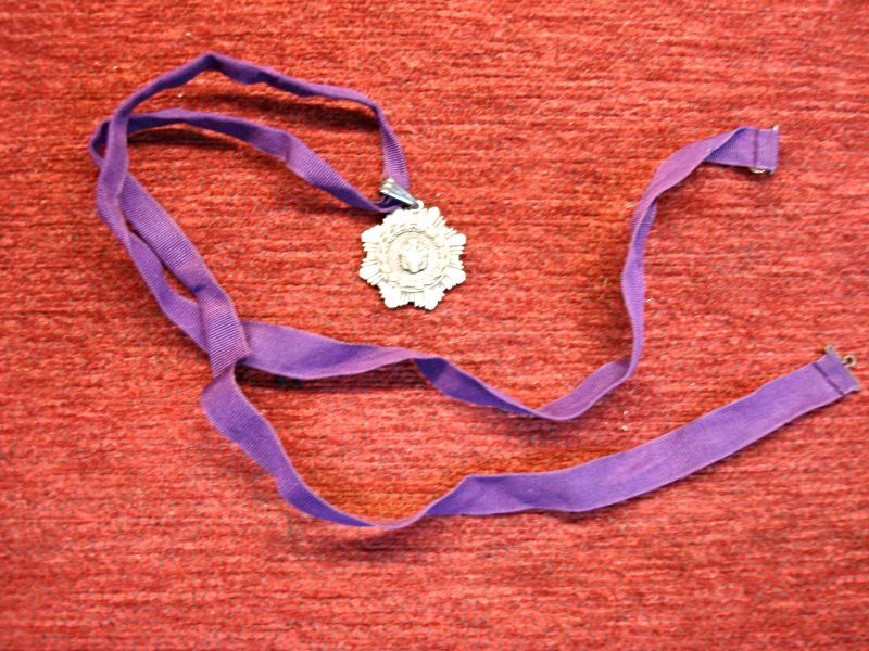 Original WWII Airman's Medal with Ribbon - Vintage Army Air Force Collectible
