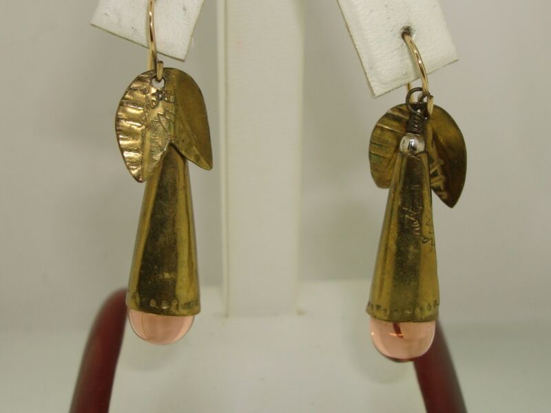 Vintage Nanette signed dangle earrings with peach glass and tulip design