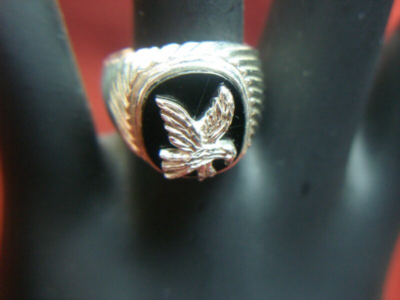 Sterling silver eagle ring with onyx setting, size 6 1/4
