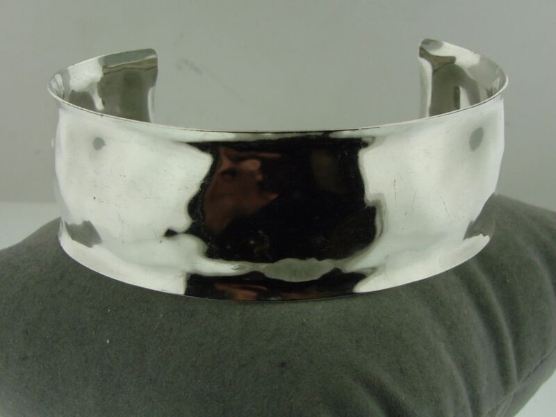 Sterling silver hammered cuff bracelet, classic design, 6 inch size