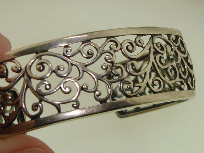 Vintage sterling silver filigree cuff bracelet signed R, 925