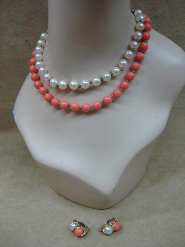 Vintage 1950s-60s coral and pearl lucite necklace and earrings set