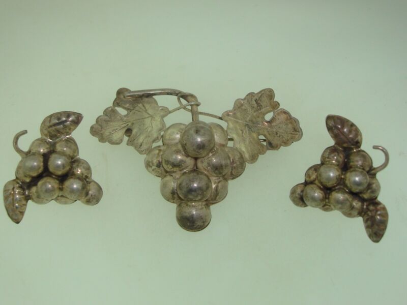 Vintage 1960s-70s Mexican Sterling Silver Grape Cluster Pin and Earrings Set