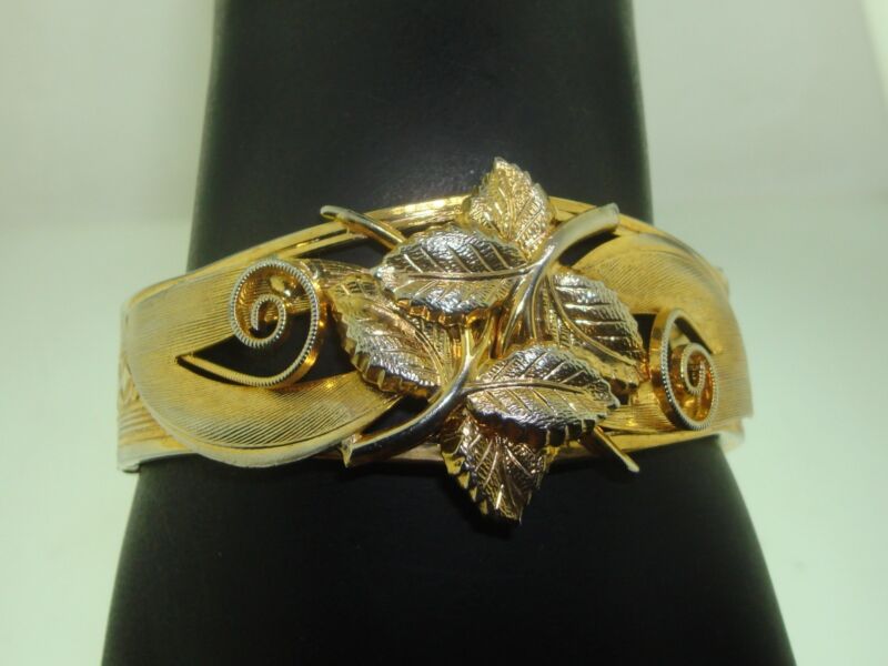 Vintage gold-washed Art Nouveau bangle bracelet
