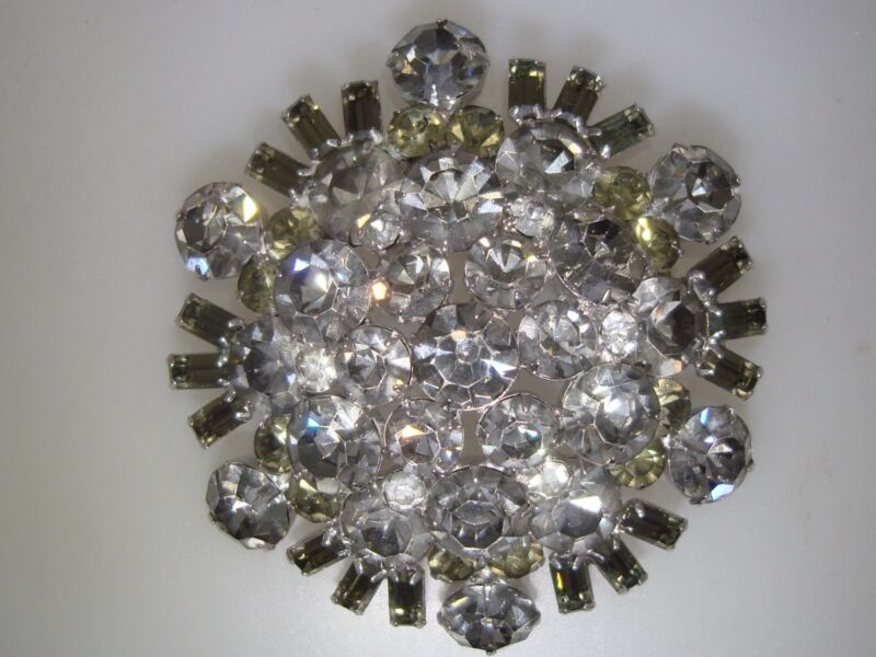 Vintage 1960s rhinestone brooch with clear and gray foiled stones