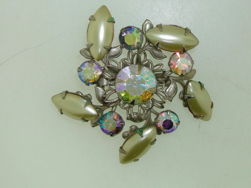 Vintage 1940s-50s AB rhinestone and faux pearl pinwheel brooch