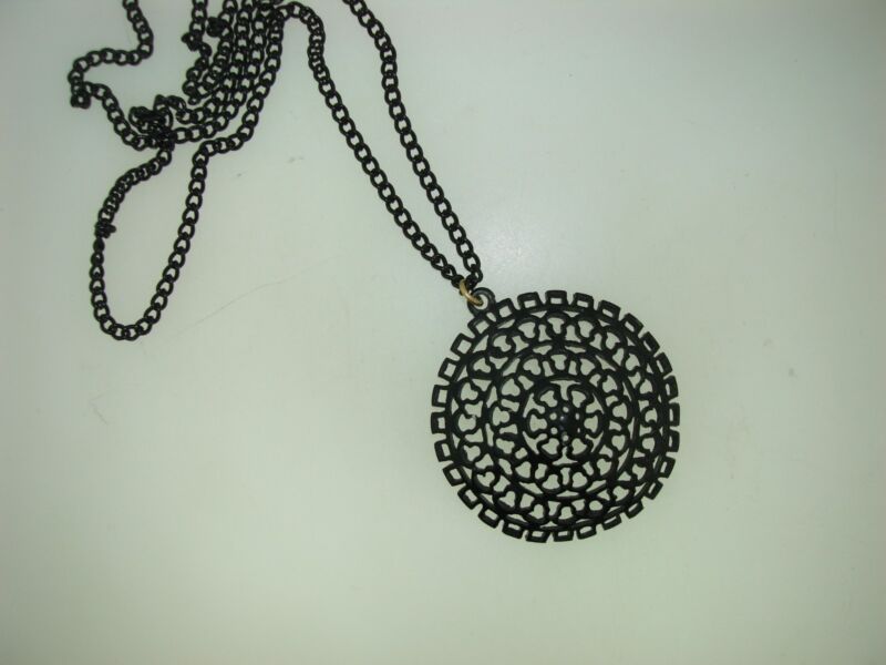 Vintage 1960s black enamel filigree pendant necklace