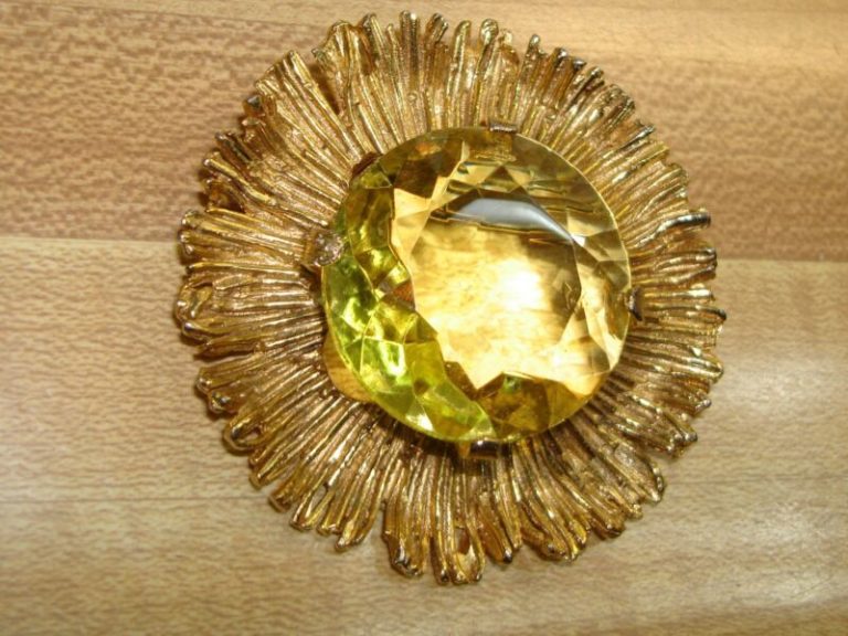 Vintage Judith Green signed gold tone faux topaz pin and pendant