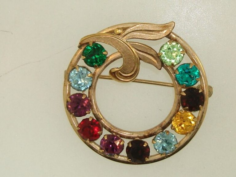 Vintage Van Dell gold-filled rhinestone circle pin, 1950s