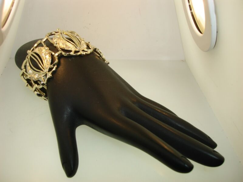 Vintage 1950s gold-tone ornate bracelet with wide openwork design