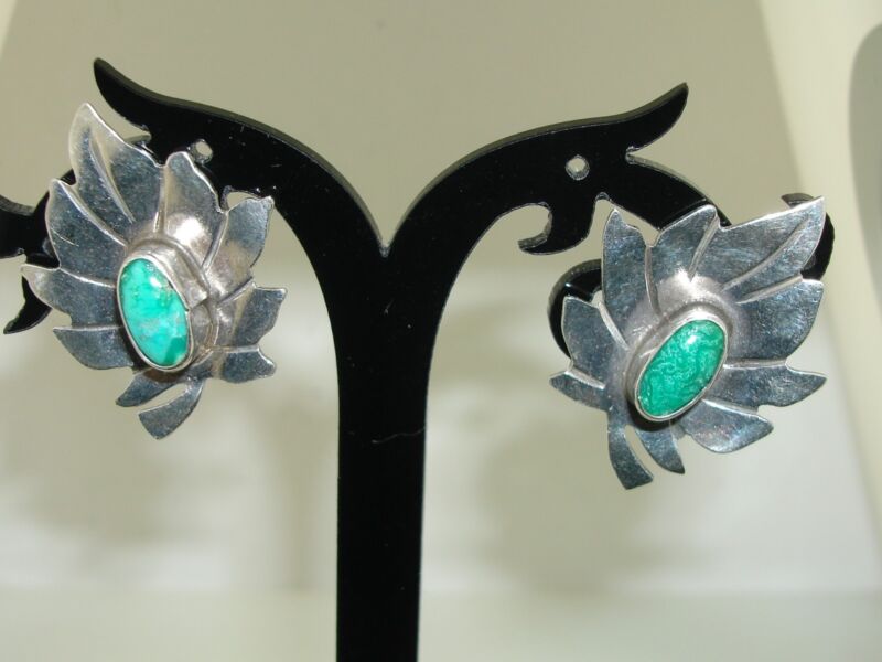 Vintage Southwestern sterling silver turquoise leaf clip-on earrings
