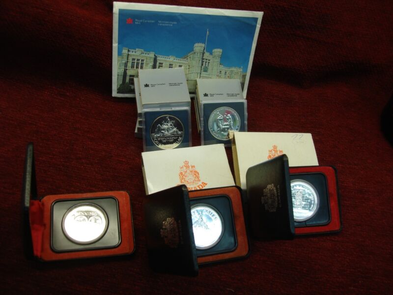 Canadian Silver Dollar Collection (1974-1988) - Proof & UNC, Bonus Set