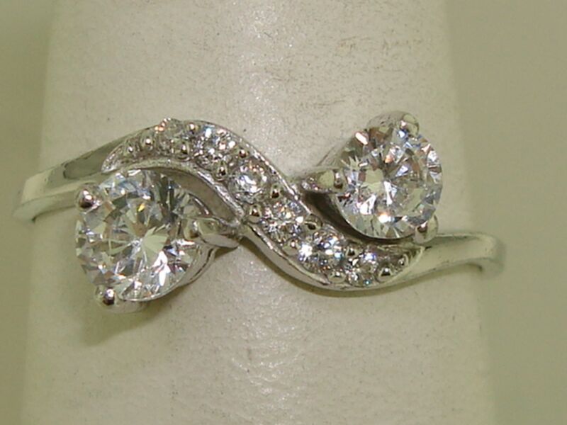 Sparkling sterling silver cubic zirconia ring by MB (Size 6.75)