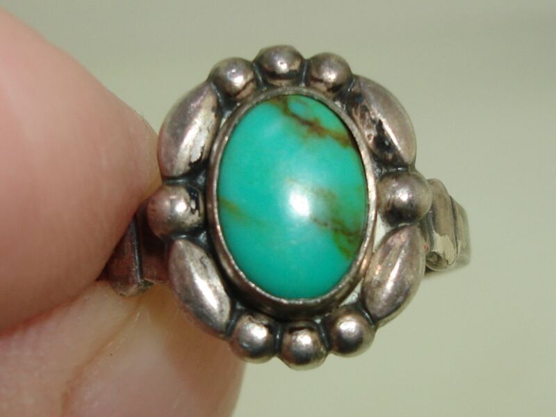 Vintage Southwestern Bell sterling silver turquoise ring, size 4 1/2