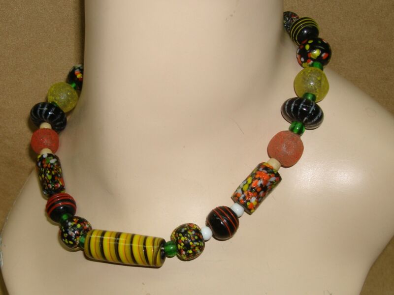 Vintage 1960s Mod Choker Necklace with Hand-blown Art Glass Confetti Beads