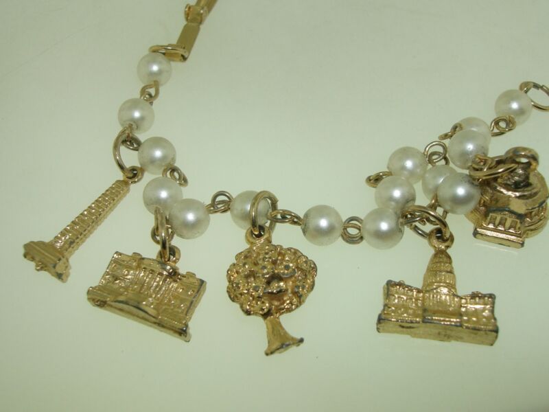 Vintage 1960s Washington D.C. souvenir bracelet with faux pearls and landmark charms