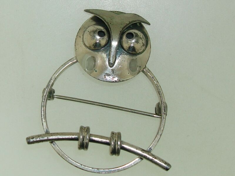 Vintage 1960s Beau Sterling Silver Owl Brooch Pin