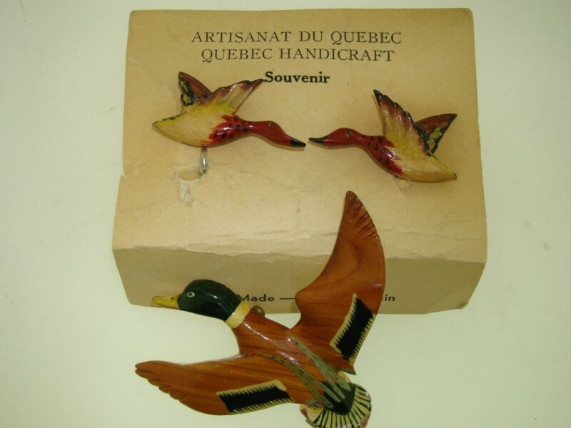 Vintage 1960s Quebec handcrafted wooden duck pin and earrings set