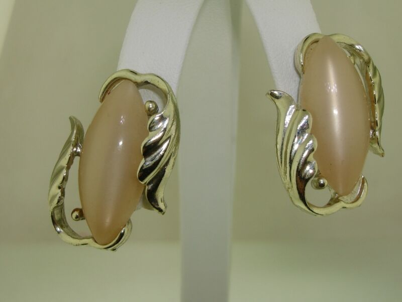 Vintage 1950s gold-tone leaf and lucite clip-on earrings