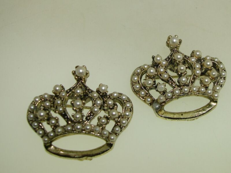 Pair of vintage 1960s Royal Crown faux pearl pins