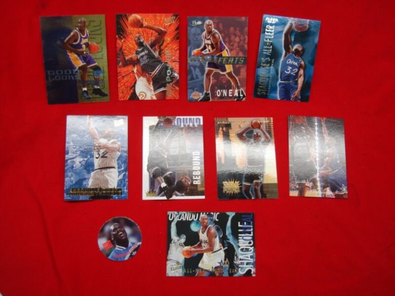 10 unique Shaquille O'Neal insert cards in good condition.