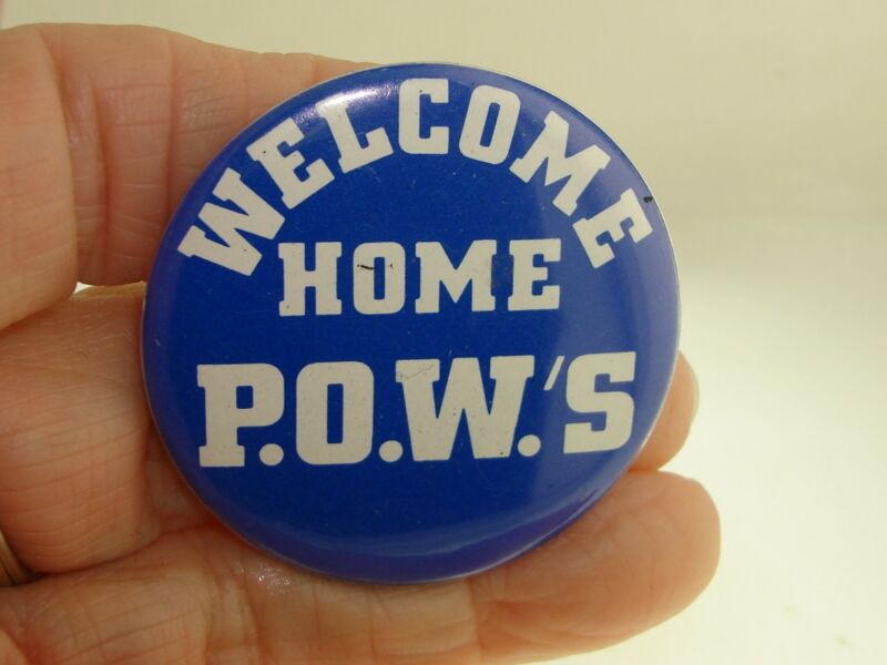 Vintage 1970s Welcome Home POW button