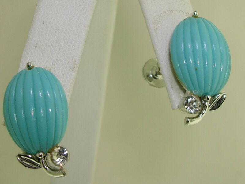 Vintage Lisner aqua blue lucite and rhinestone screw back earrings, 1950s