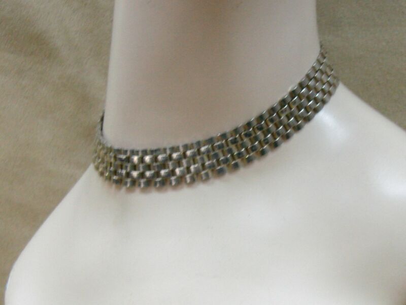 Vintage 1940s Gold Tone Metal Link Choker Necklace