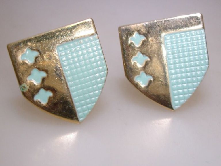 Vintage Anson gold-tone blue enamel shield cufflinks (1950s-60s)