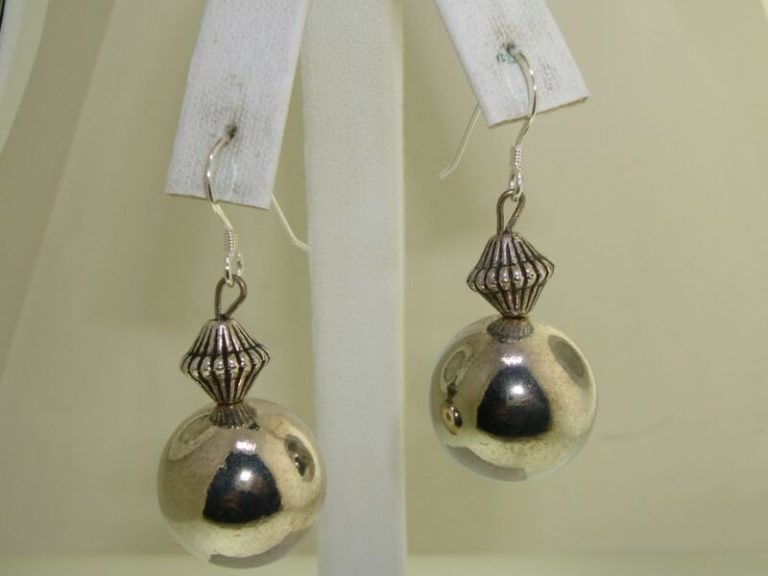 Vintage sterling silver dangle ball earrings (925)