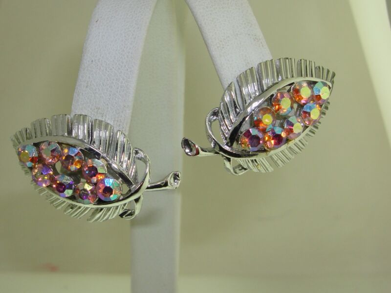 Vintage Coro pink and gold AB rhinestone leaf clip-on earrings