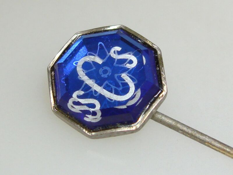 Vintage 1988 Swarovski blue crystal stick pin, sCs marked
