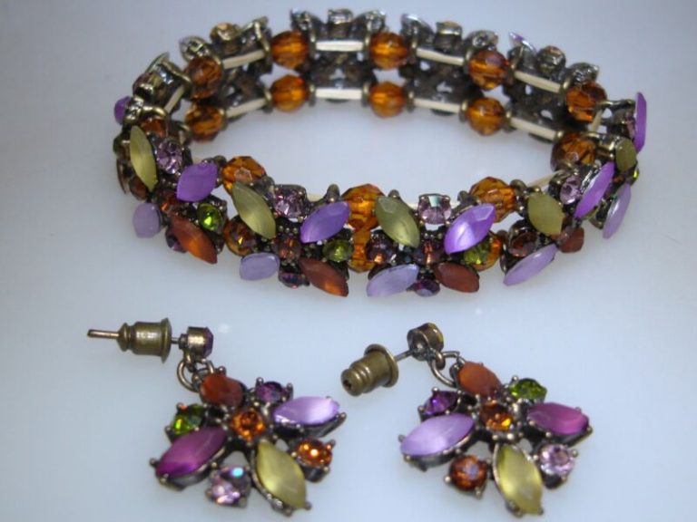 Lavender Green Gold Rhinestone Bracelet & Earrings Set