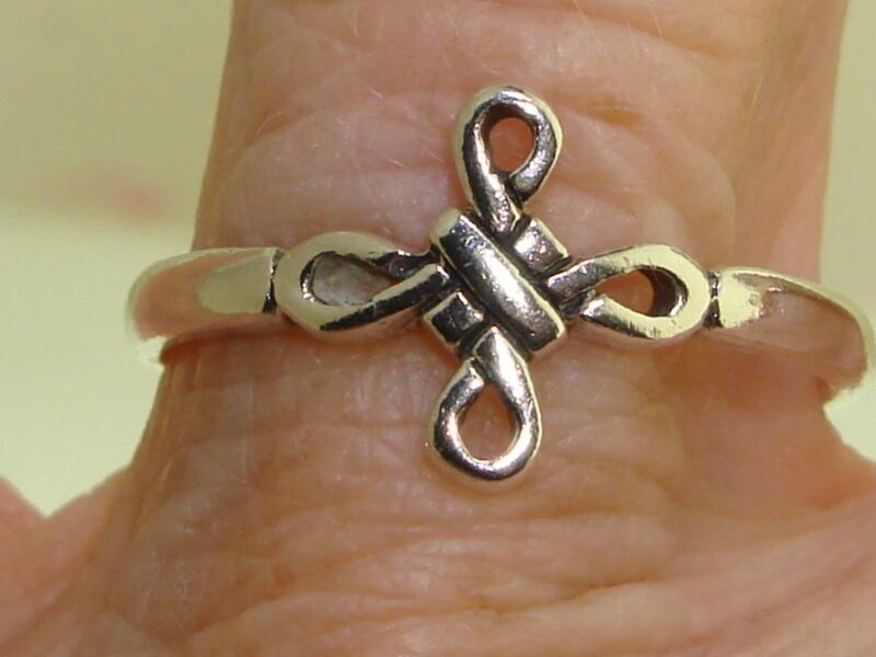 Vintage Sterling Silver Celtic Knot Ring, Size 8.5