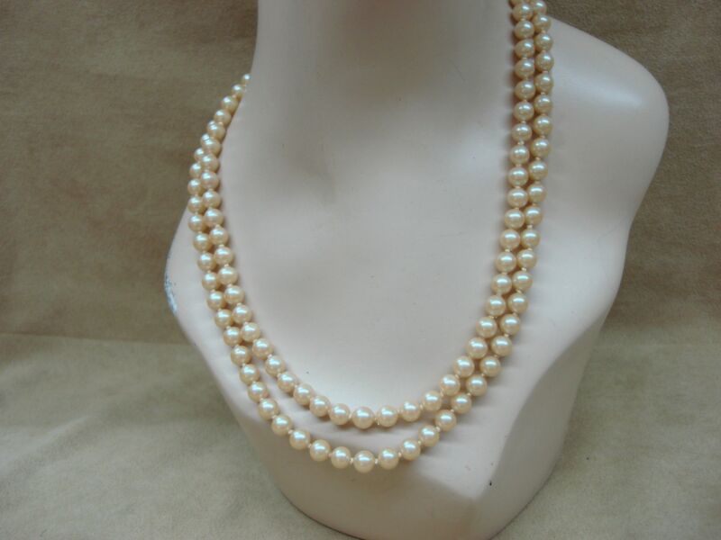 Vintage 1940s-50s Double Strand Faux Pearl Necklace