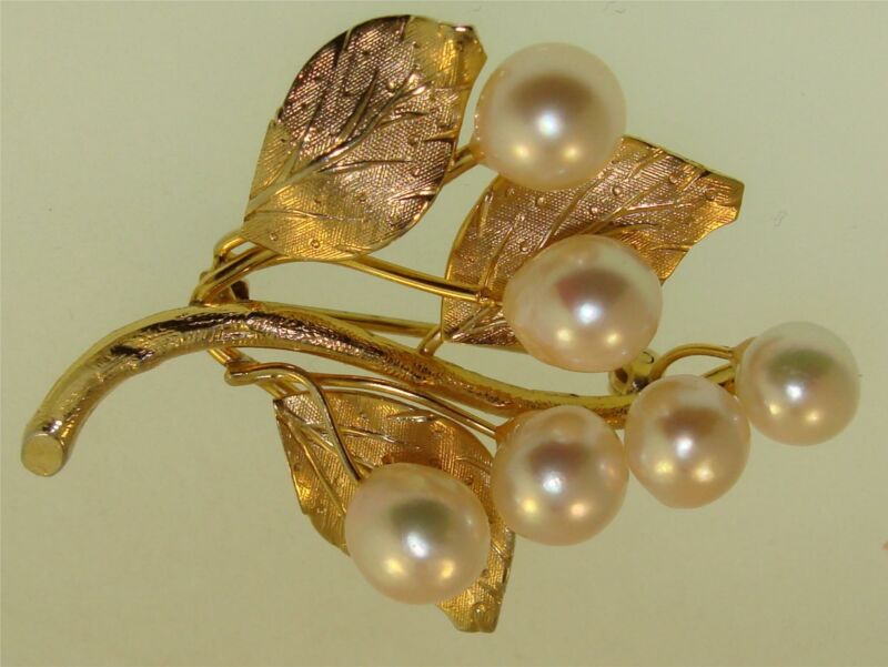 Vintage 14K Gold Filled Freshwater Pearl Pin Brooch by URIN INC.