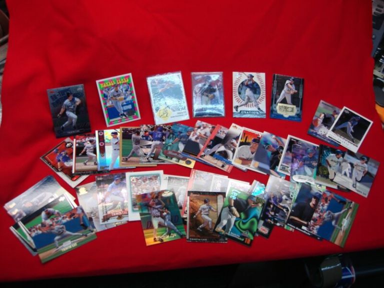Travis Lee trading card collection, 40 cards, various years and designs