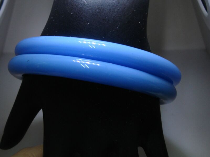 Lavender blue glass bangle bracelets set, 8 inches, mint condition