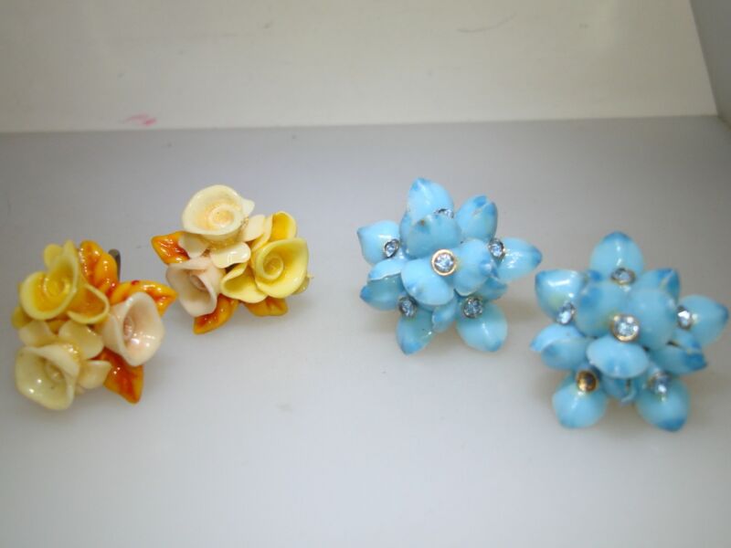 Vintage 1940s lucite flower earrings (2 pairs) - cream/yellow and blue rhinestone
