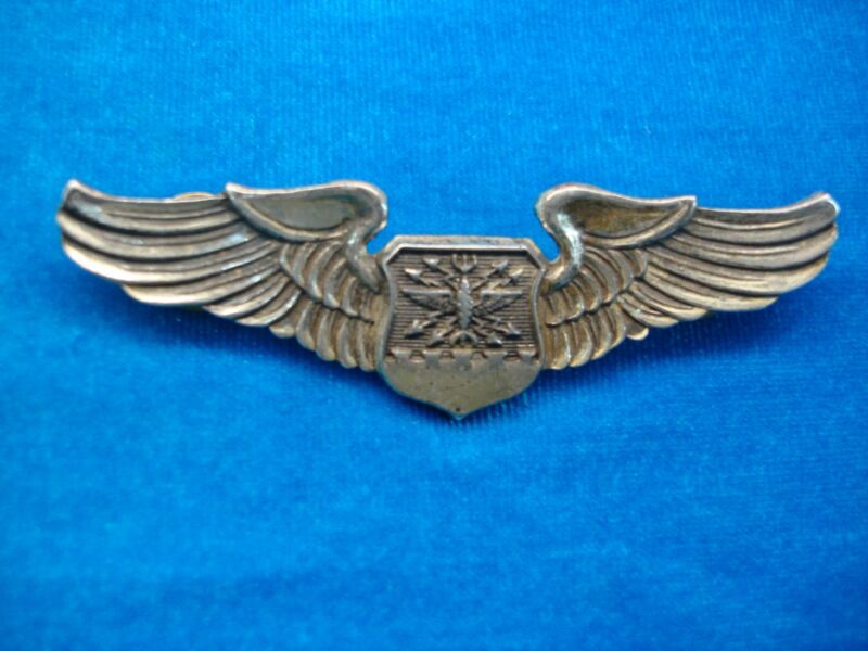 Vintage sterling silver US Air Force Navigator Wings lapel pin, post WWII (1951)