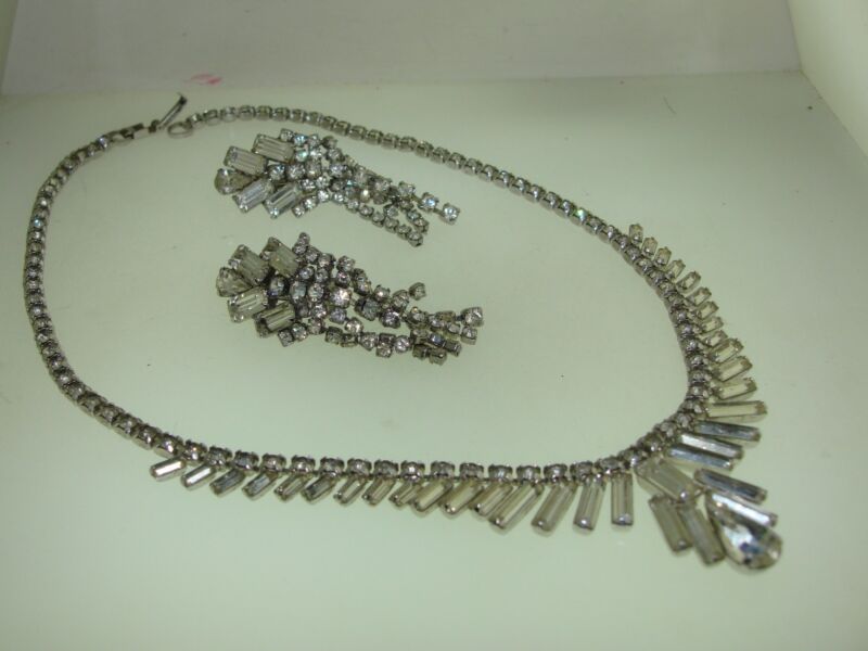 Vintage 1970s Foiled Prong-Set Rhinestone Baguette Choker Matching Earrings