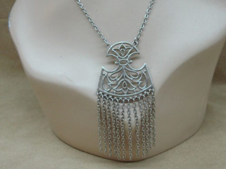 Vintage 1960s Trifari Filigree Tulip Pendant Necklace - Crown Marked