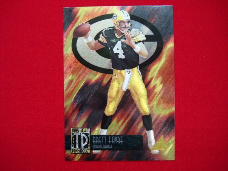 1995 Pinnacle Team Pinnacle Dufex Insert Football Card - Brett Favre & John Elway #7