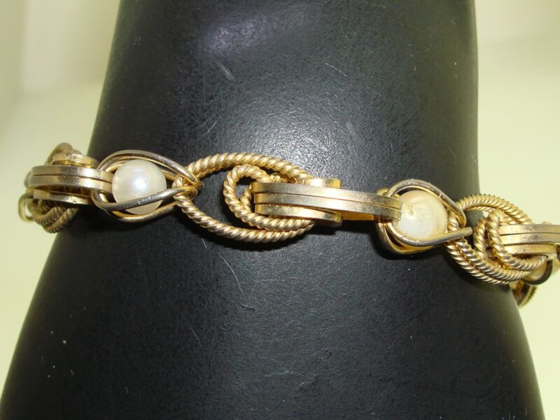 Vintage gold-tone pearl caged bracelet, 1960s