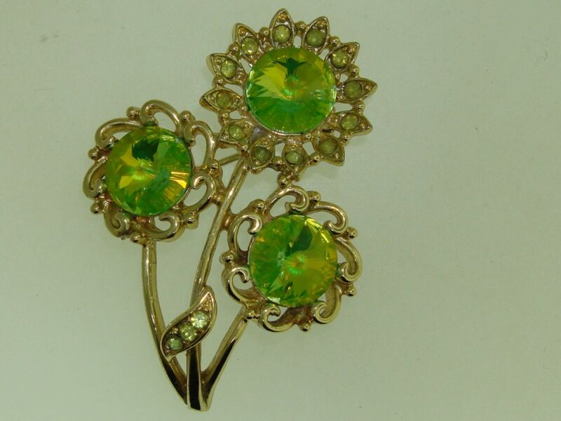 Vintage Weiss Swarovski crystal flower pin with green and gold AB rhinestones