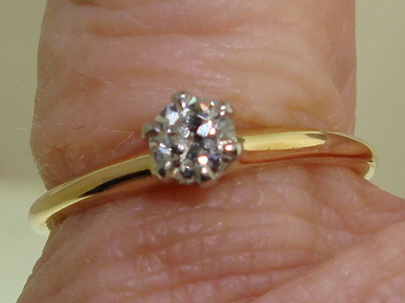 14K Gold Solitaire Diamond Ring (0.22ct), Size 5 1/4