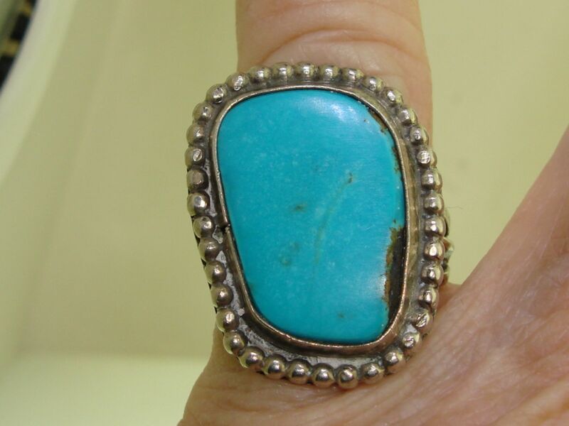 Vintage Native American Old Pawn sterling silver turquoise ring, size 5.5