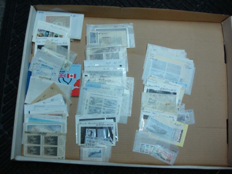 Vintage world military stamps collection, hundreds of uncancelled stamps from air, land & sea