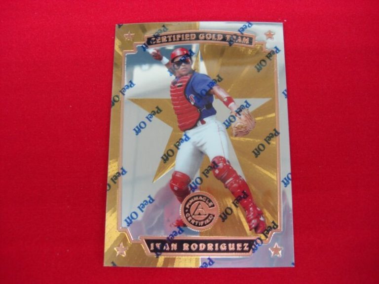 1997 Pinnacle Certified Gold Ivan Rodriguez #048/475 Texas Rangers Rookie Card
